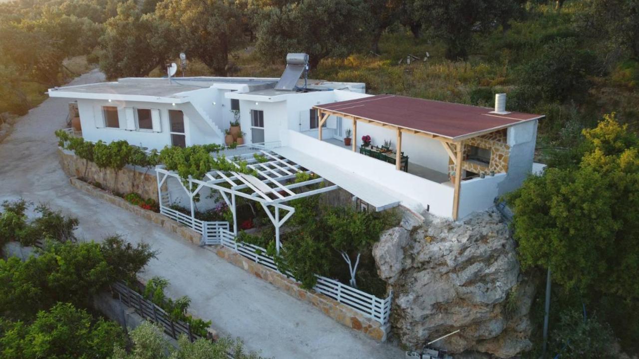 Mano'S House Villa Triopetra Exterior photo