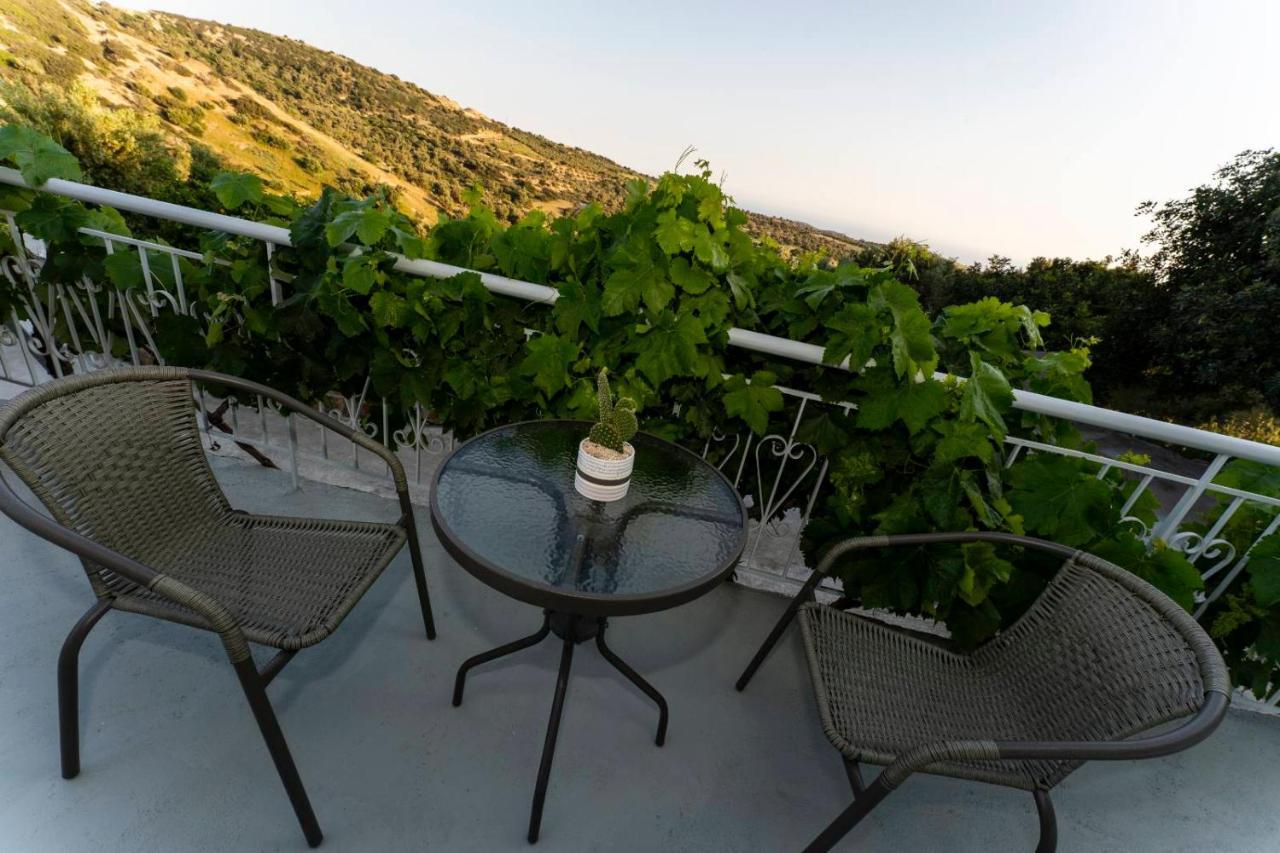 Mano'S House Villa Triopetra Exterior photo