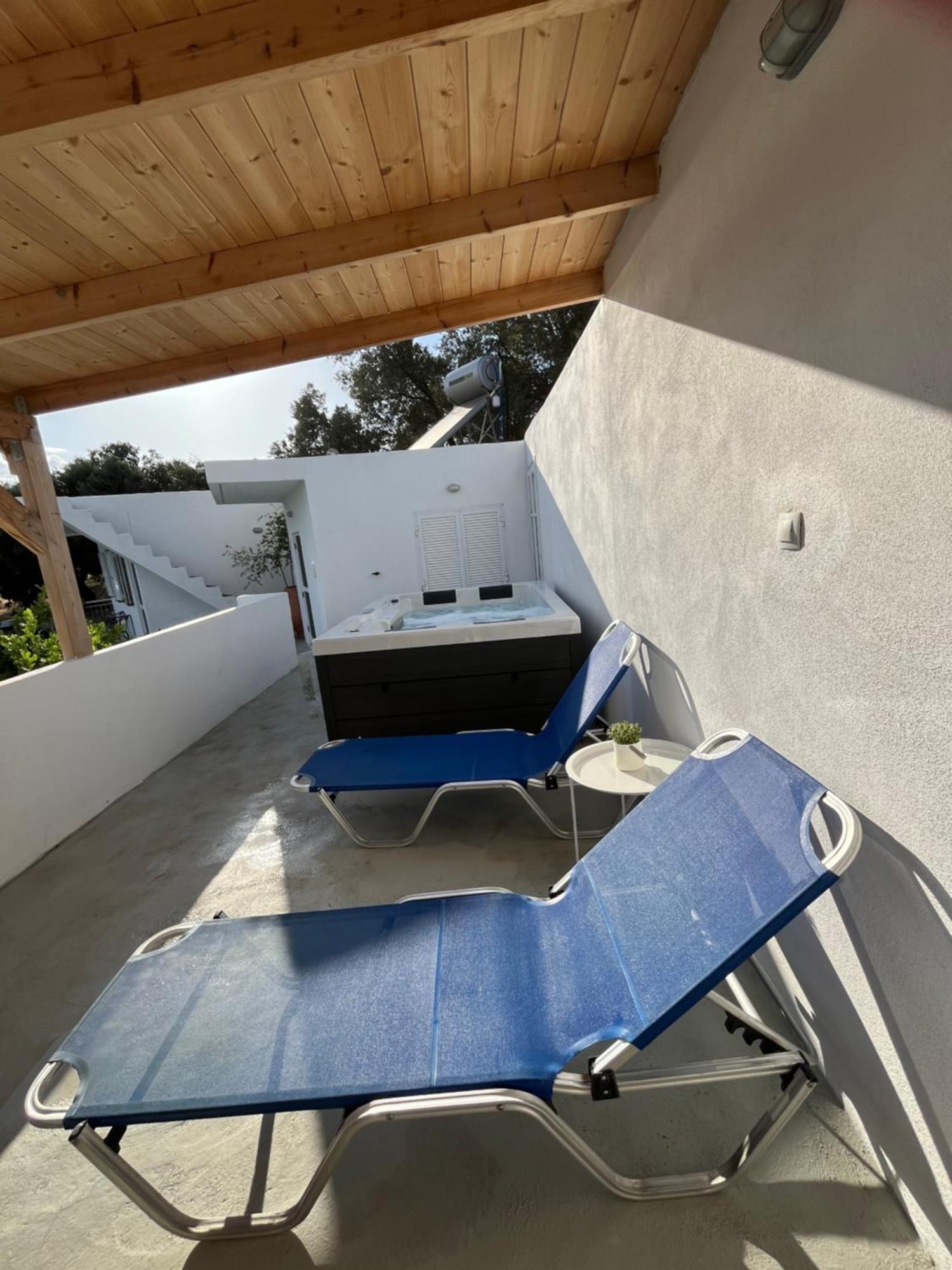 Mano'S House Villa Triopetra Exterior photo